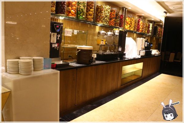 人道國際酒店(人道素菜百匯餐廳)：[住宿]►高雄三民區◄人道國際酒店－來高雄住人道、就連角頭2演員都來住啦~