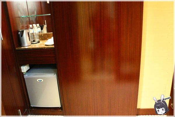 人道國際酒店(人道素菜百匯餐廳)：[住宿]►高雄三民區◄人道國際酒店－來高雄住人道、就連角頭2演員都來住啦~