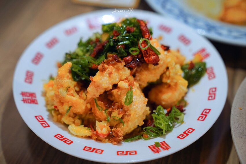 【高雄鼓山｜美食】龍鶴家LONG HO JIA。鼓山美食，年輕人的台式熱炒店，適合多人聚餐