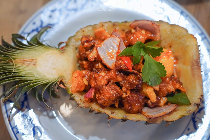 【高雄鼓山｜美食】龍鶴家LONG HO JIA。鼓山美食，年輕人的台式熱炒店，適合多人聚餐