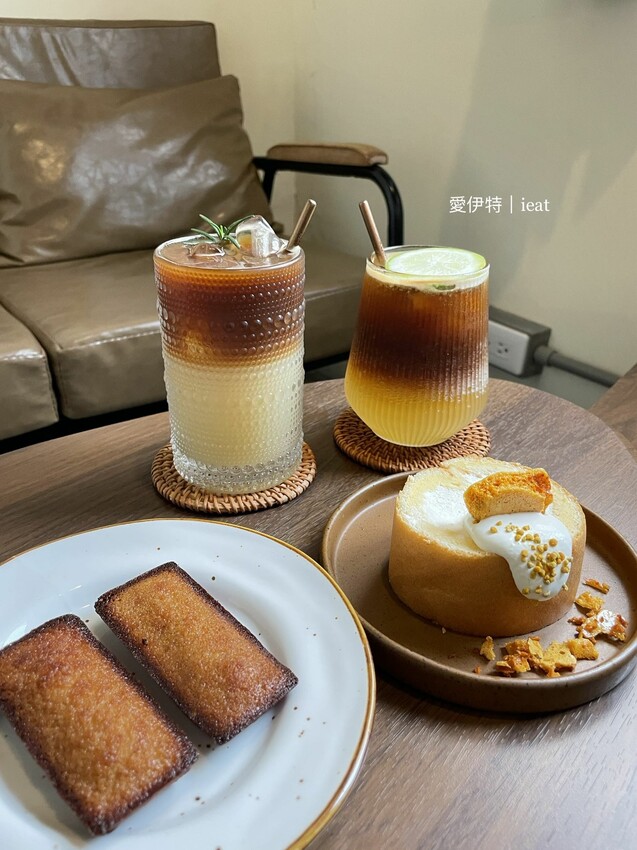 蜂蜜媽媽｜彰化市下午茶推薦，半山腰的青創咖啡廳，蜂蜜生乳捲好吃！ - 愛伊特的分享樂園