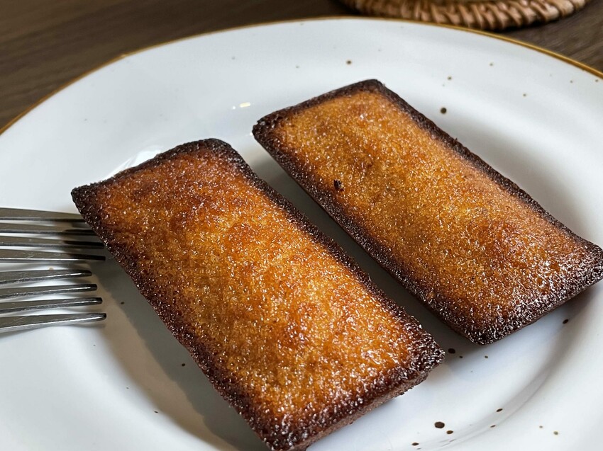 蜂蜜媽媽｜彰化市下午茶推薦，半山腰的青創咖啡廳，蜂蜜生乳捲好吃！ - 愛伊特的分享樂園