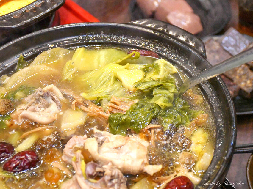 何京寶師傅餐廳│御滿膳羊肉爐41.jpg