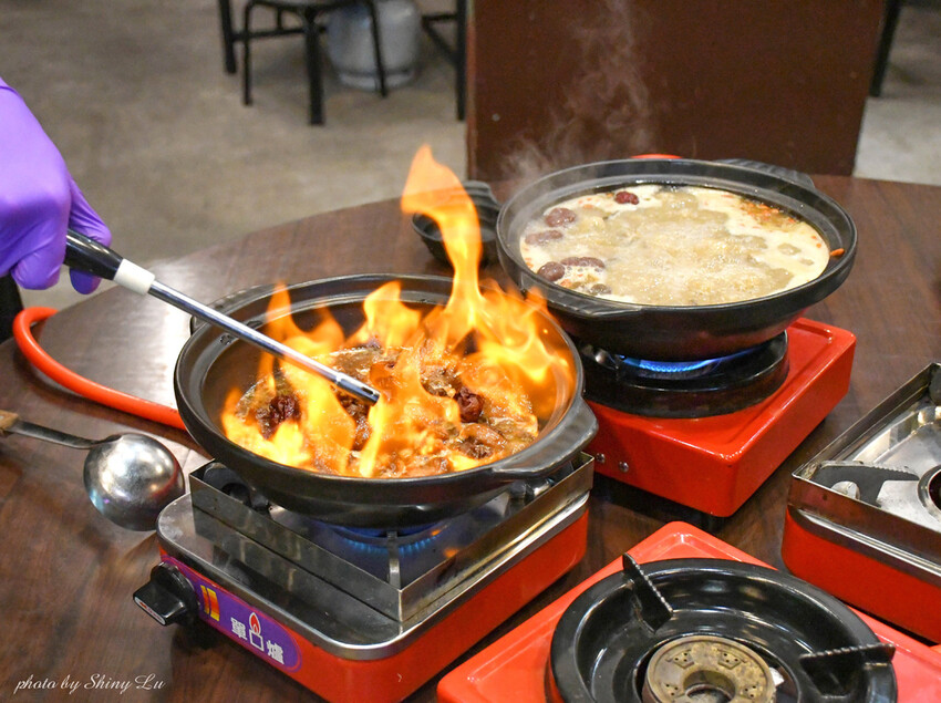 何京寶師傅餐廳│御滿膳羊肉爐25.jpg