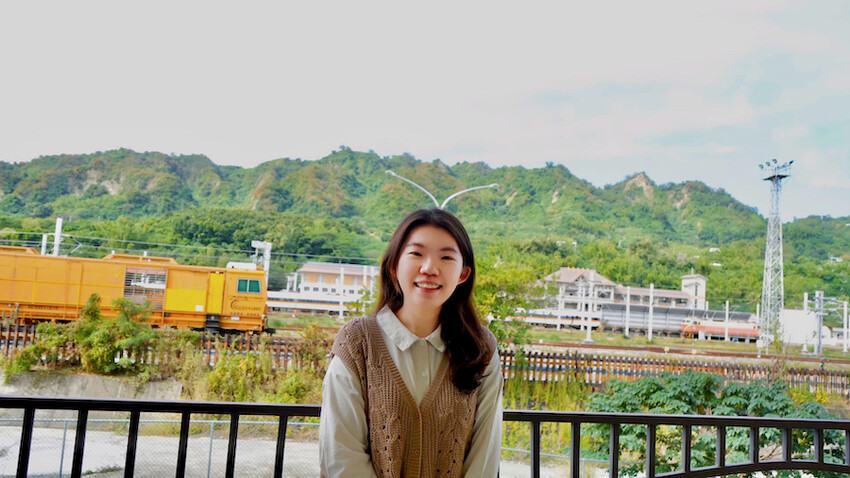 [台東住宿] 鐵軌旁的民宿「H&嶼光風格旅店」火車控必住～陽台就能欣賞火車駛過！