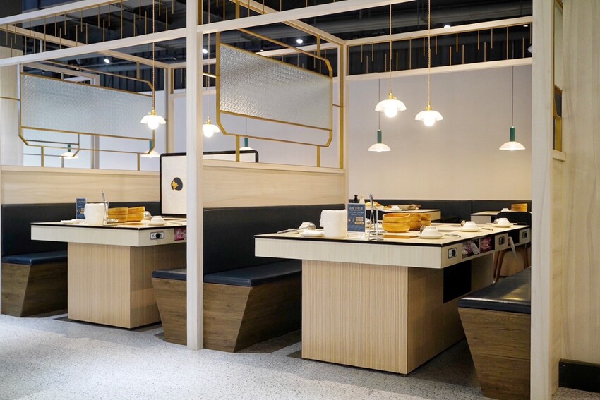 新竹最潮的火鍋來了!「陳阿姨火鍋灶咖」有超豐富的自助吧吃到飽,湯頭、肉品、海鮮品質都有一定水準,不愧是「Uncle shawn」旗下新品牌! - 阿華田的美食日記