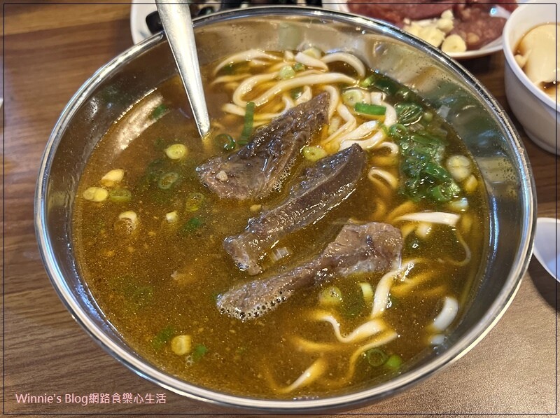 老皮牛肉麵(華亞店) 林口龜山好吃牛肉麵+華亞科技園區附近好吃的+林口龜山長庚美食 14.jpg 老皮牛肉麵(華亞店) 林口龜山好吃牛肉麵+華亞科技園區附近好吃的+林口龜山長庚美食 14.jpg
