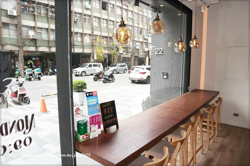 台北市大同區【波赫士領地精品咖啡館】昌吉店~台北咖啡廳推薦 台北早午餐推薦 必點人氣甜點提拉米蘇、千層蛋糕
