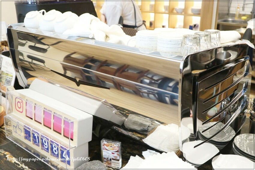 台北市大同區【波赫士領地精品咖啡館】昌吉店~台北咖啡廳推薦 台北早午餐推薦 必點人氣甜點提拉米蘇、千層蛋糕