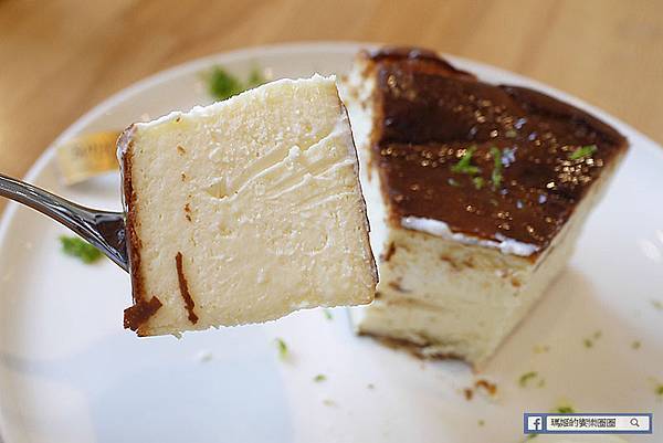 捷運民權西路站咖啡廳！波赫士領地精品咖啡館昌吉店，台北提拉米蘇推薦。