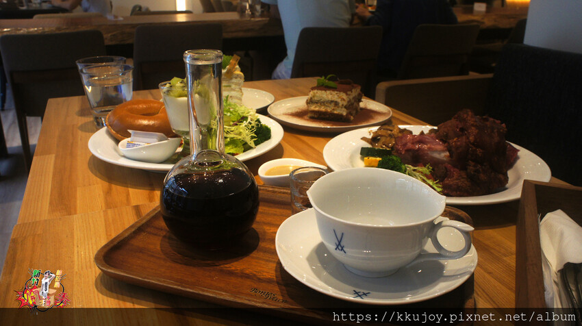 波赫士領地精品咖啡館 | 台北大同區早午餐推薦!! 奇異果貝