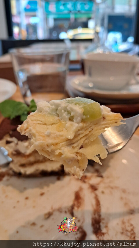 波赫士領地精品咖啡館 | 台北大同區早午餐推薦!! 奇異果貝