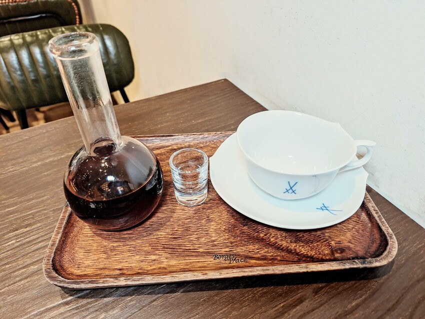 【美食】「波赫士領地精品咖啡館 昌吉店」千層蛋糕、提拉米蘇，