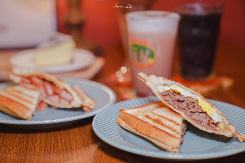 【屏東市│美食】悟Coffee。屏東人氣早午餐，人氣咖哩飯早早賣完，推薦熱壓吐司和咖啡