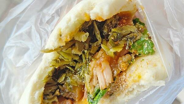 【三重美食】自強路三段無名刈包｜無時無刻都一定要排隊的爆人氣刈包店