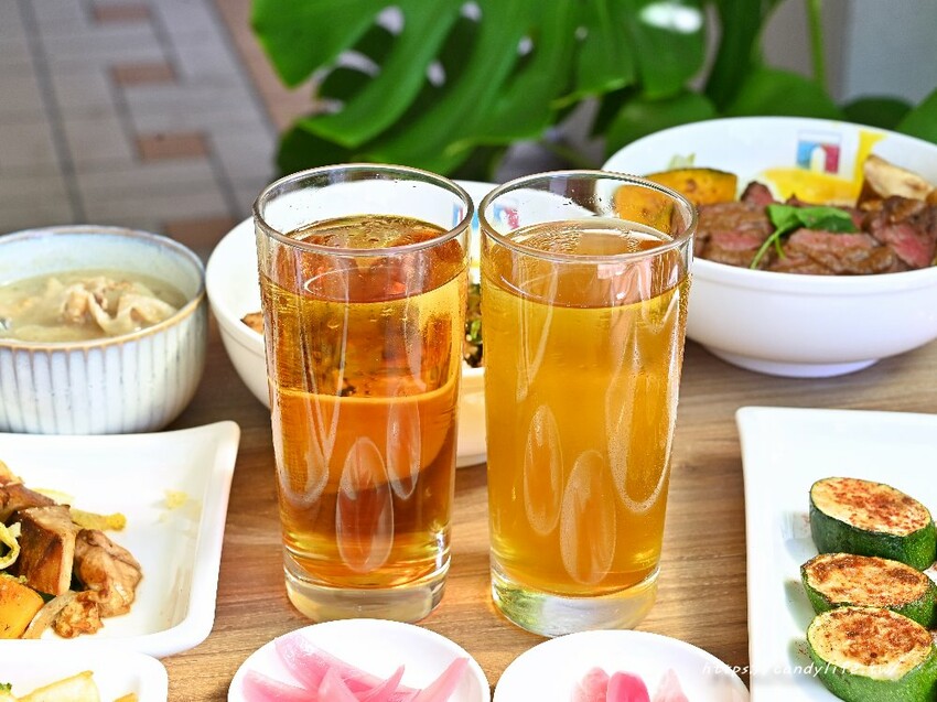 法丼Fadone|台中第一間以法式元素為主軸的丼飯專賣店,採原肉塊熟成,低溫料理,用餐時間人超多!