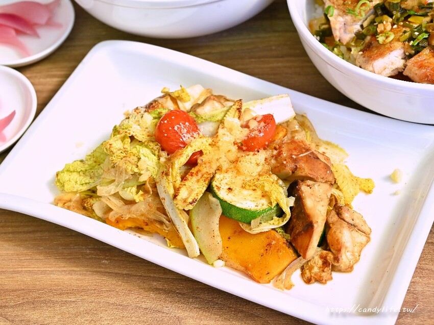 法丼Fadone|台中第一間以法式元素為主軸的丼飯專賣店,採原肉塊熟成,低溫料理,用餐時間人超多!