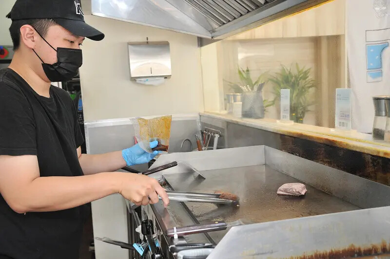 台中南屯美食推薦,【法丼】讓丼飯不僅僅只是丼飯,舒肥軟嫩的板