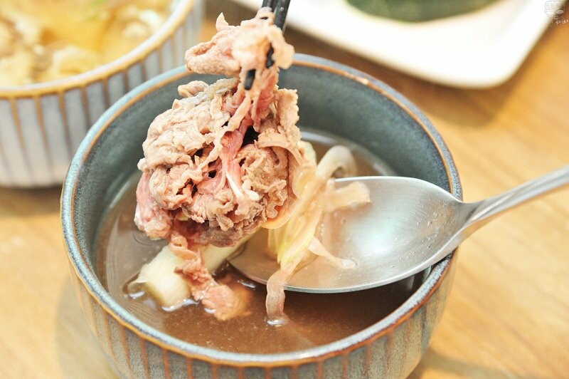 台中南屯美食推薦,【法丼】讓丼飯不僅僅只是丼飯,舒肥軟嫩的板