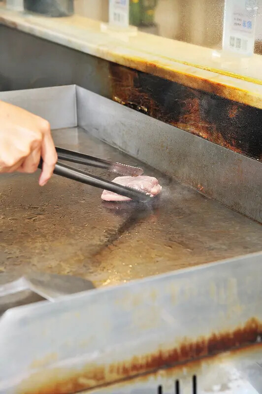 台中南屯美食推薦,【法丼】讓丼飯不僅僅只是丼飯,舒肥軟嫩的板