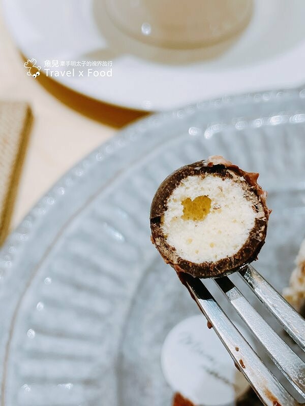 華麗蛋糕專賣店,Mum Mum 美味咀嚼聲,姐妹淘的粉紅泡泡聚會所|饅饅好食(桃園台茂旗艦店) @魚兒 x 牽手明太子的「視」界旅行
