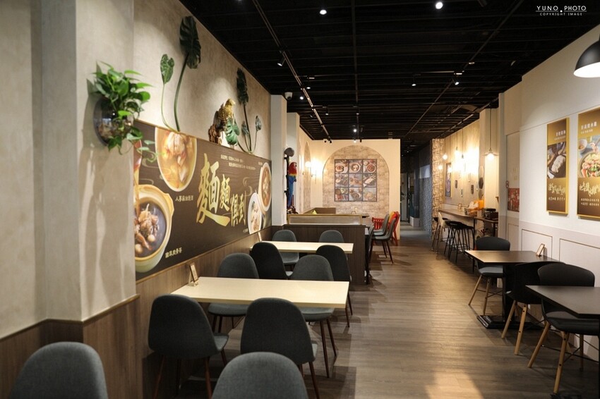 海鮮控出列！北海道醬漬鮭魚卵滷肉飯 讓你口中爆出大海鮮味｜食雞成熟異國饗宴(嘉義車站美食)