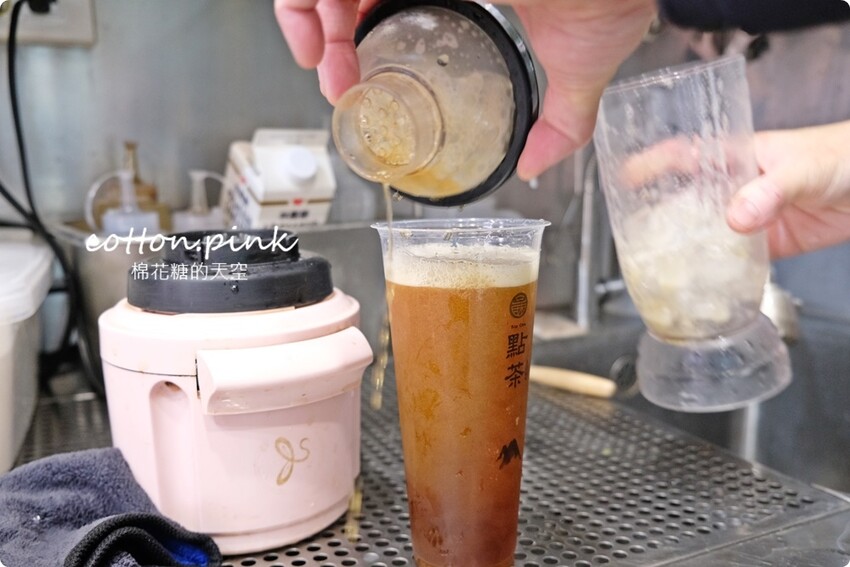 逢甲最新好喝飲料|點茶三昧獨家茶條奶茶濃郁推薦！總店就在中美街 - 棉花糖的天空