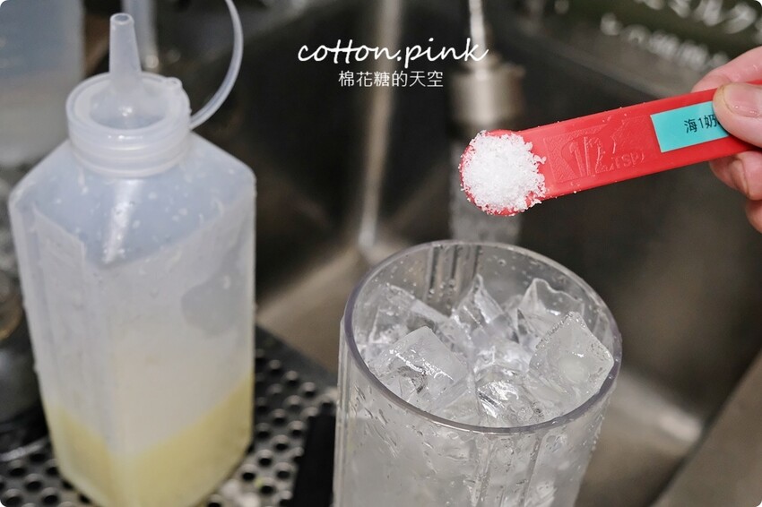 逢甲最新好喝飲料|點茶三昧獨家茶條奶茶濃郁推薦！總店就在中美街 - 棉花糖的天空