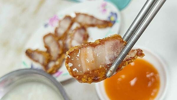 大同肉粥店｜２０元鹹粥５０元紅燒肉，超便宜絕無僅有的銅板美食