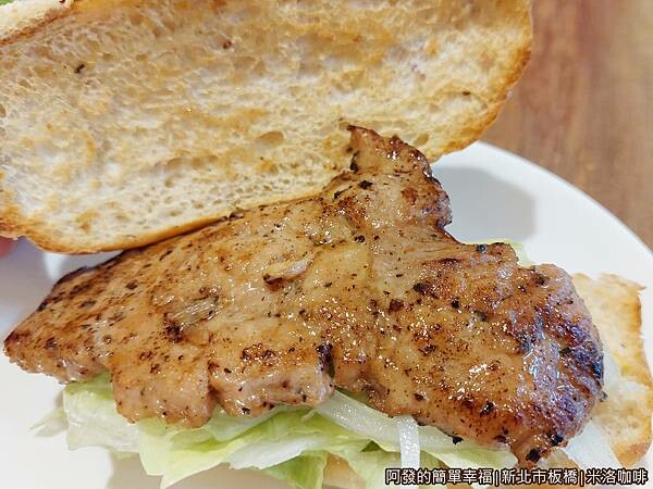 米洛咖啡12-日式燒肉堡特寫.jpg 米洛咖啡12-日式燒肉堡特寫.jpg