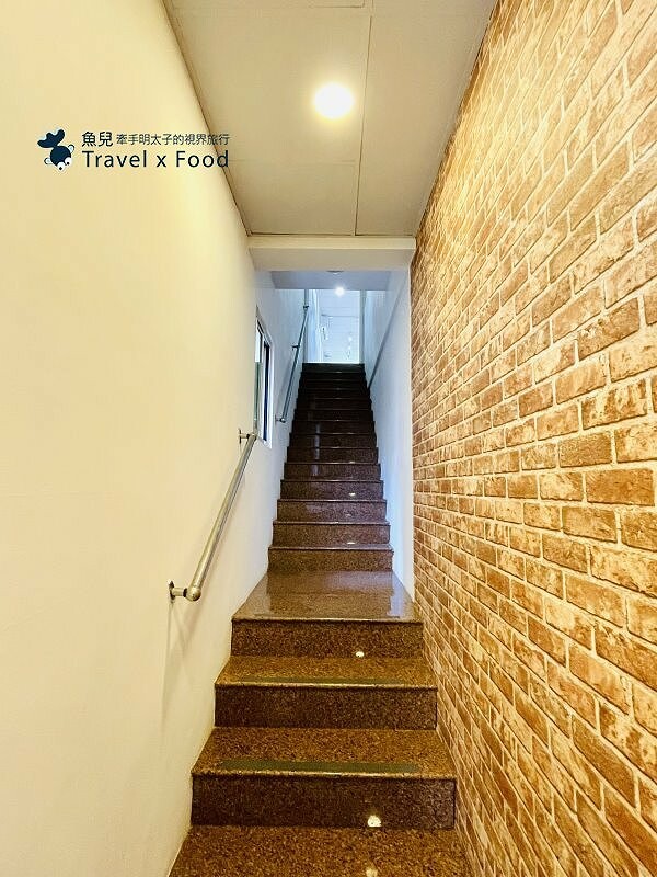 不是麻辣燙專賣店，卻有專業級的水準，隱身於巷子裡二樓，有窗景車景與低調的美味｜阿萊漫漫手料理 @魚兒 x 牽手明太子的「視」界旅行