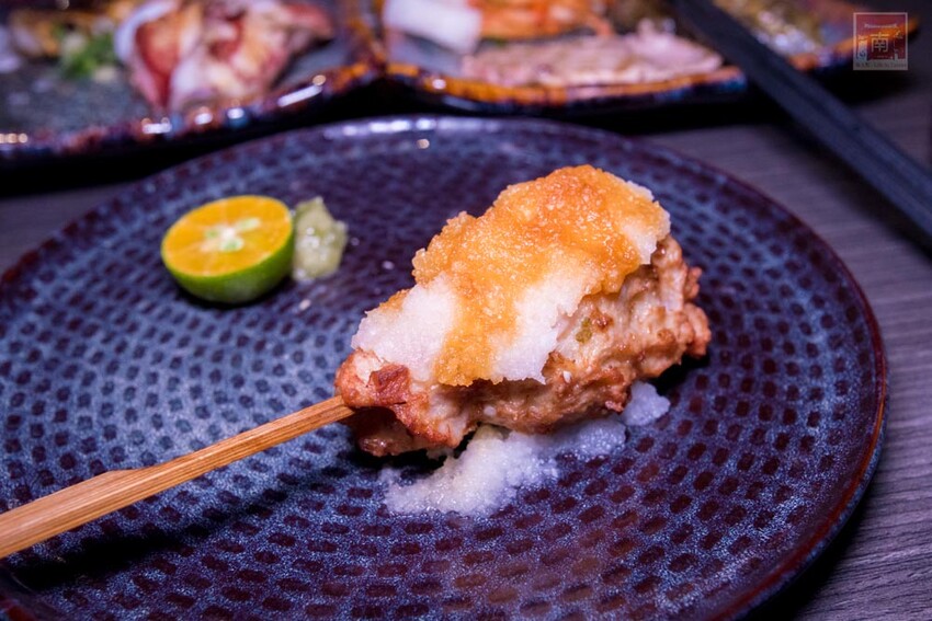 【臺南美食】 頂級燒肉店進駐台南，位於水萍塭公園對面，營業時間到早上六點，提供和式和大圓桌包廂，有和牛、伊比利豬、海鮮、熟食等美食~炭黔燒肉 - 南人幫