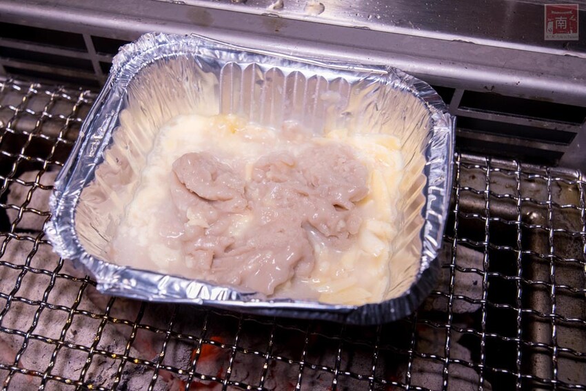 【臺南美食】 頂級燒肉店進駐台南，位於水萍塭公園對面，營業時間到早上六點，提供和式和大圓桌包廂，有和牛、伊比利豬、海鮮、熟食等美食~炭黔燒肉 - 南人幫