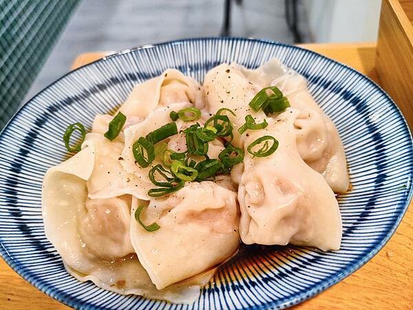 /tmp/phpwrdFin /tmp/phpwrdFin