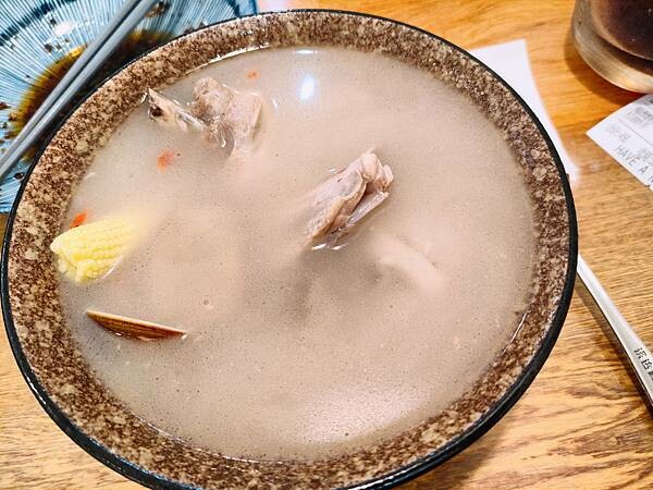 /tmp/phpKpai6A /tmp/phpKpai6A