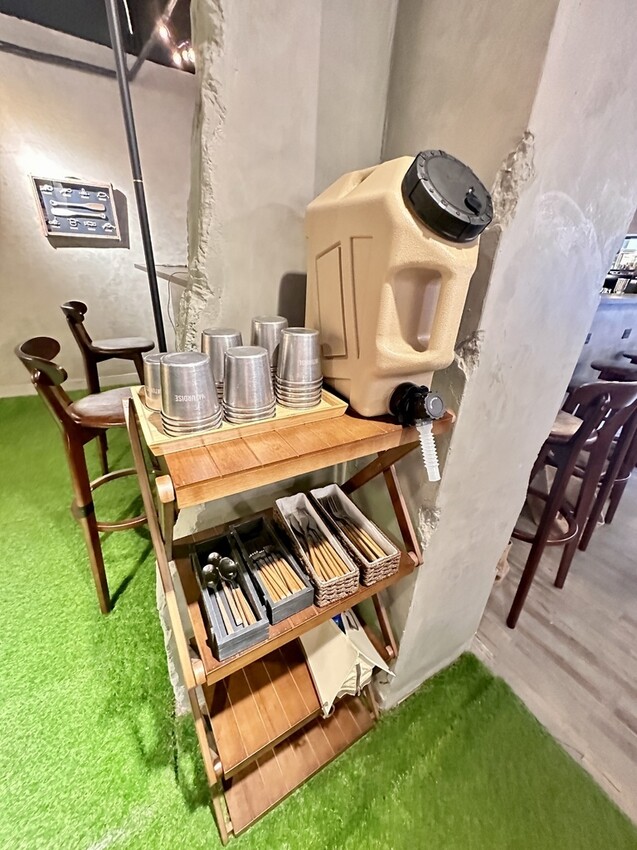 台北。古亭︱在偽露營文青風的咖啡廳享用早午餐︱Naturdise戶外裝備咖啡廳