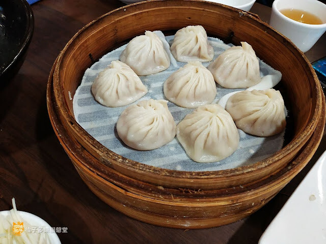 明月湯包支店(附菜單):湯包、煎餃、蔥油餅,平價小籠包|台北餐廳 通化街夜市 臨江街觀光夜市 捷運六張犁