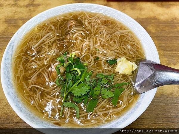 20230204_014043702_iOS-1