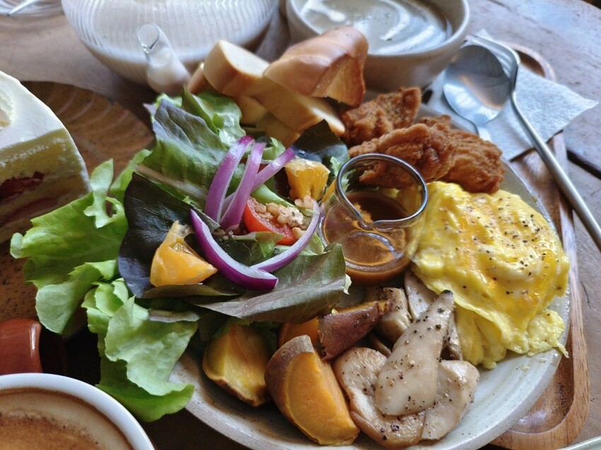 36527.jpg - 【新北.三峽】清琳咖啡廳。寵物超級友善可落地可坐椅子。甜點+咖啡+巴里島風格網美店