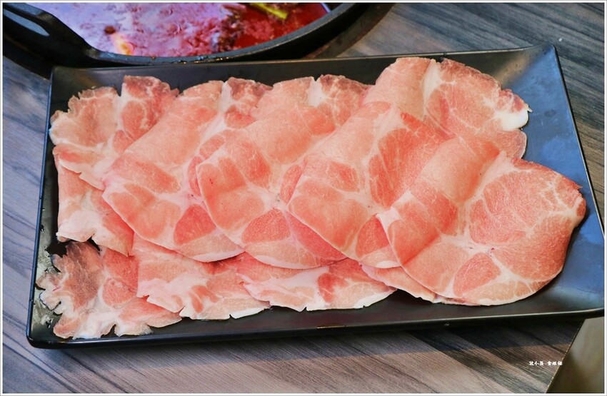 台灣火鍋第一品牌-肉多多大變身，蔬食者的天堂鍋物 70種自助吧無限吃 肉多多火鍋 - 敦 小 蓮の食旅錄