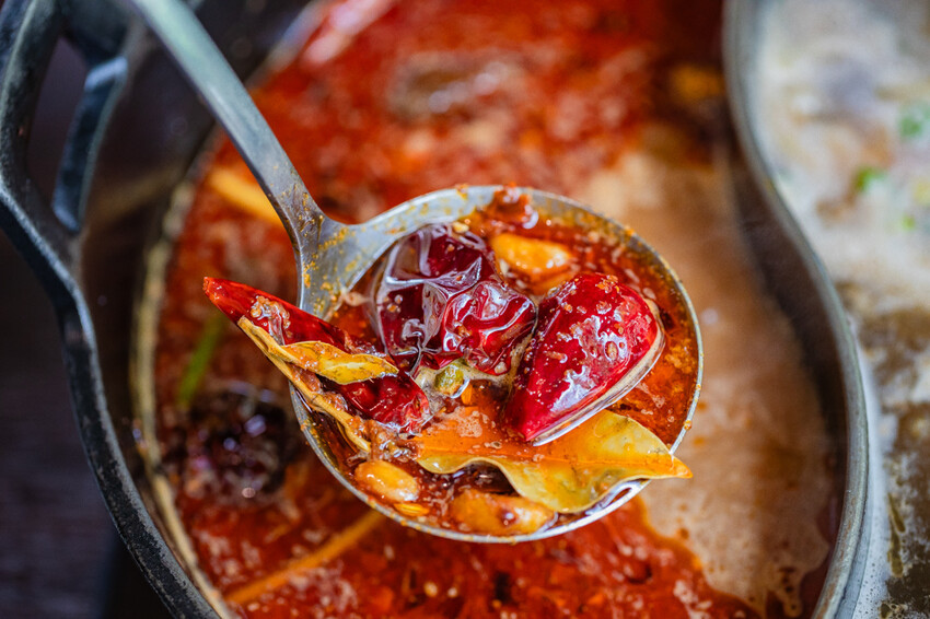 高雄市三民區高雄火鍋推薦 – 小資族必吃！石二鍋與肉多多懶人包