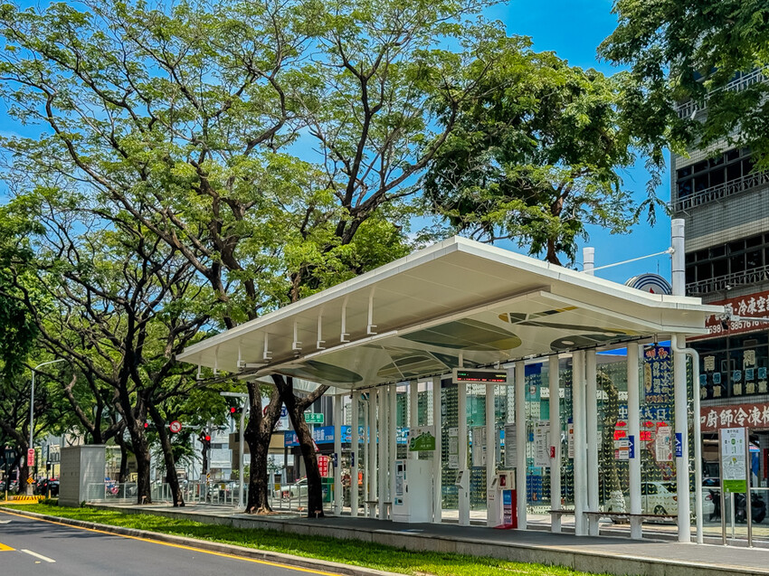 高雄市三民區高雄火鍋推薦 – 小資族必吃！石二鍋與肉多多懶人包