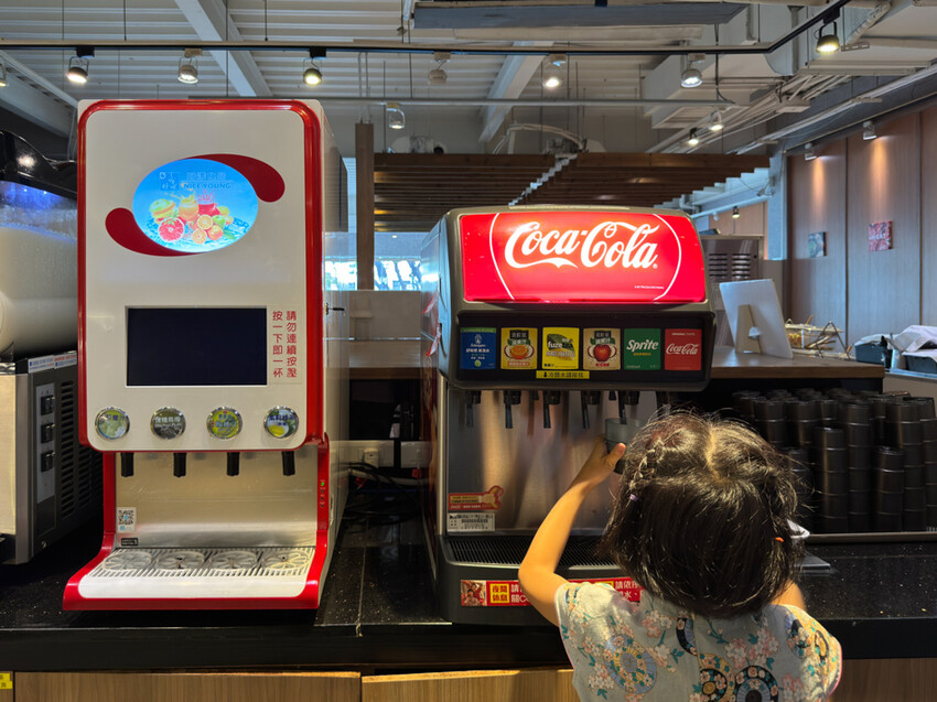 高雄市三民區高雄火鍋推薦 – 小資族必吃！石二鍋與肉多多懶人包