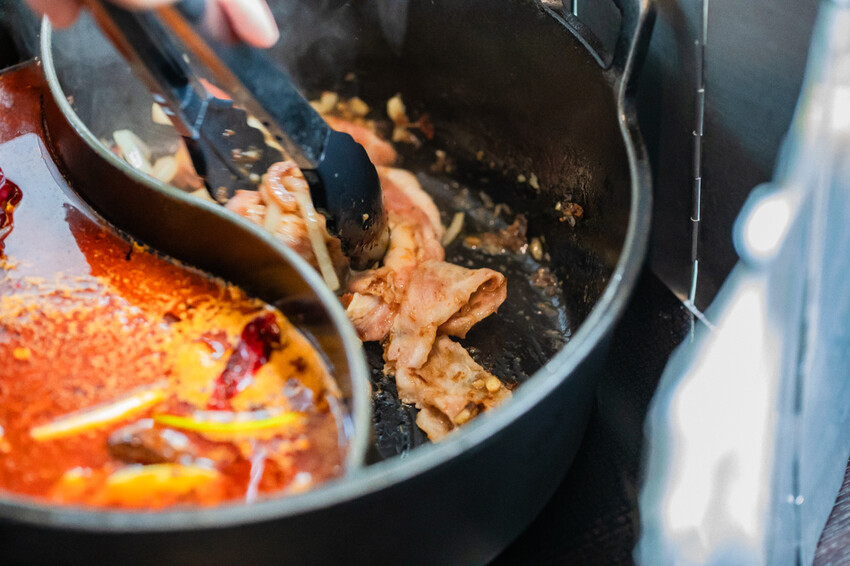 高雄市三民區高雄火鍋推薦 – 小資族必吃！石二鍋與肉多多懶人包