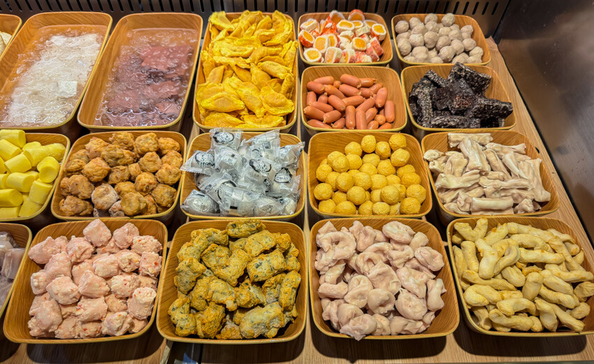 高雄市三民區高雄火鍋推薦 – 小資族必吃！石二鍋與肉多多懶人包