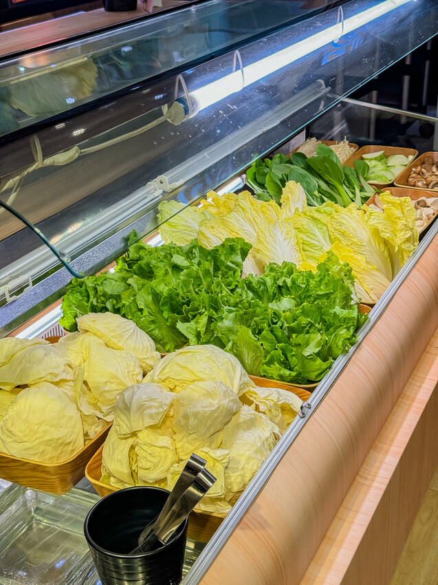 高雄市三民區高雄火鍋推薦 – 小資族必吃！石二鍋與肉多多懶人包