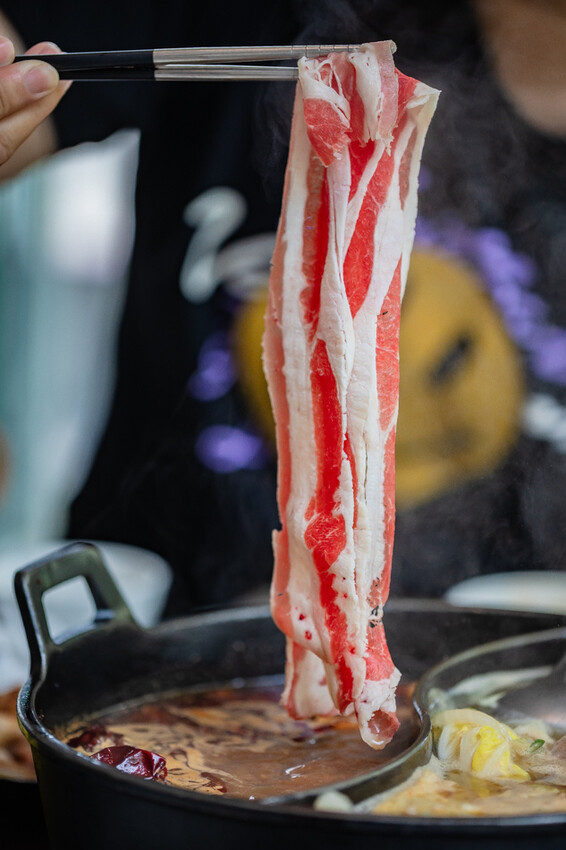 高雄市三民區高雄火鍋推薦 – 小資族必吃！石二鍋與肉多多懶人包