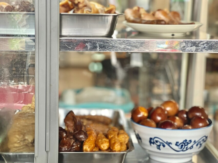 LINE_ALBUM_2022永康阿荃麵店_221020_6.jpg LINE_ALBUM_2022永康阿荃麵店_221020_6.jpg