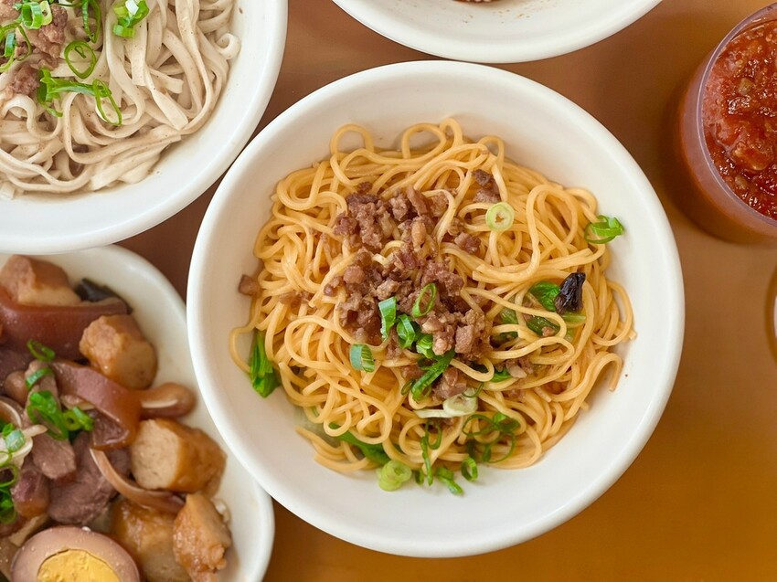 LINE_ALBUM_2022永康阿荃麵店_221020_11.jpg LINE_ALBUM_2022永康阿荃麵店_221020_11.jpg