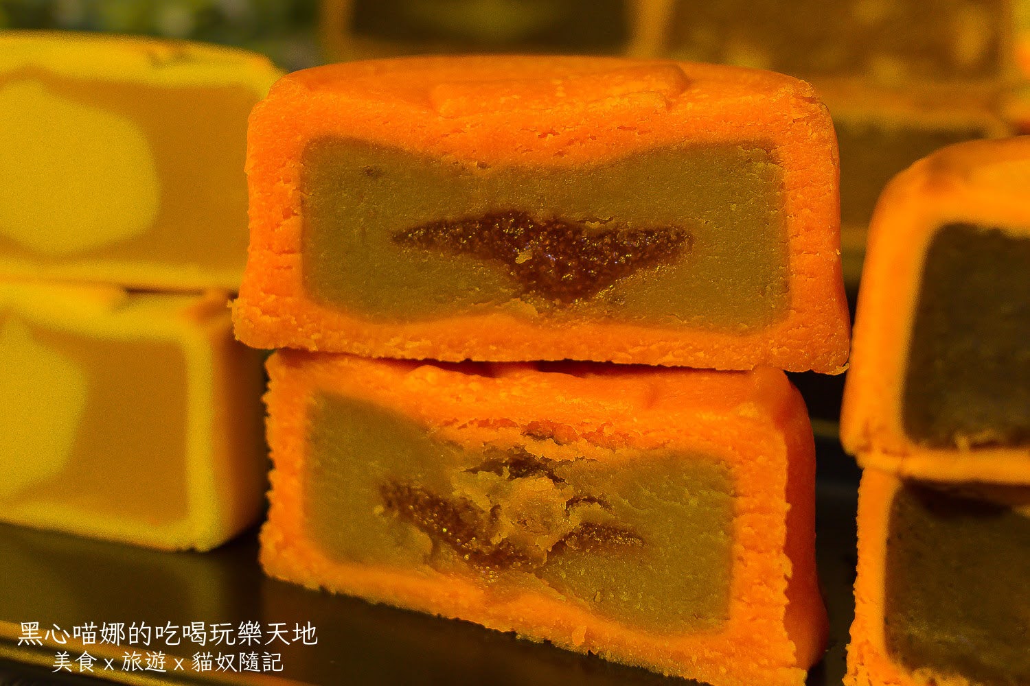 2025中秋禮盒︱萬豪酒店豪月禮盒 典藏六款獨具風味傳統月餅,雕花奢華外盒,送一抹溫柔嫻靜白月光!